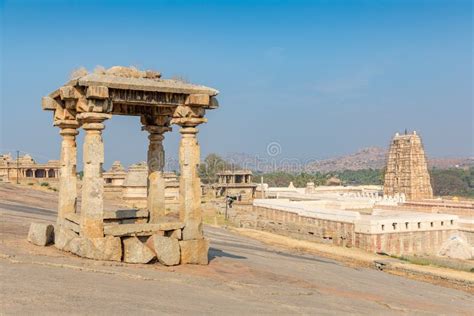 Hemakuta Hill Temples, Hampi, Karnataka, India Stock Photo - Image of ancient, antique: 122493162