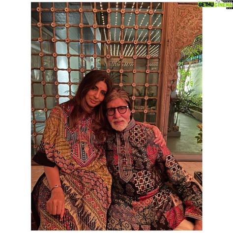 Shweta Bachchan Nanda Instagram - Twinning & Winning - perfect end to an incredible day 🤍🤍🤍 ...