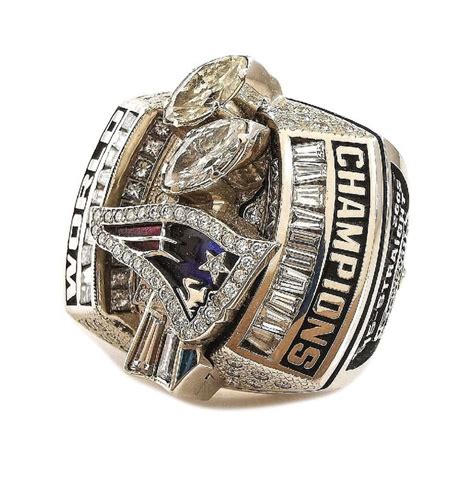 the super bowl championship ring is shown