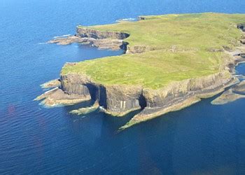 Staffa Island and Fingal's Cave