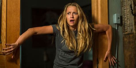 'Lights Out' Ending Explained: Who Is Diana and How Is She Defeated?