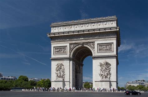 Arco del Triunfo de París - Viajar a Francia