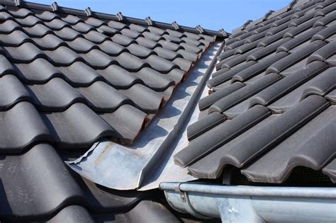 How To Carry Out A Roof Valley Leak Repair Only houses built on...