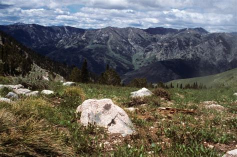 BOISE MOUNTAINS - IDAHO: A Climbing Guide