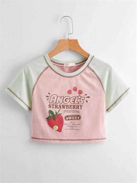 Is That The New Stitching Trim Letter Strawberry Graphic Tee ?? | Summer outfits for moms ...