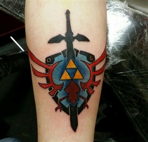 ZELDA Shield tattoo | Shield tattoo, Tattoos, Triangle tattoo