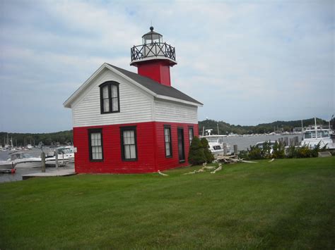 Saugatuck/Douglas MI lighthouse | Lighthouses usa, Lake lighthouse ...