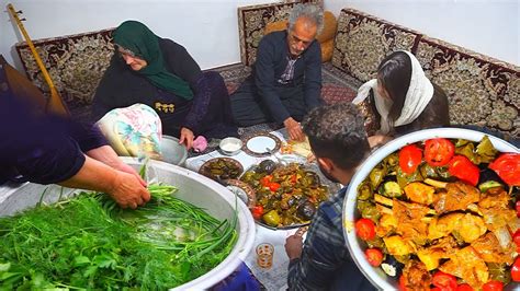 IRAN! Delicious Kurdish Style Dolma With Meat Slices in Tomato Sauce ...