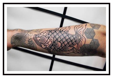 Downtown Tattoo Studio - Buenos Aires: FISH LINES TATTOO