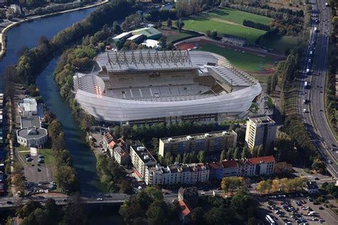 Nouvelle tribune et nouvelles installations au stade du FC Metz (2019)