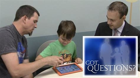 Autism and speech devices: Helping kids advance skills as they mature | Autism Speaks