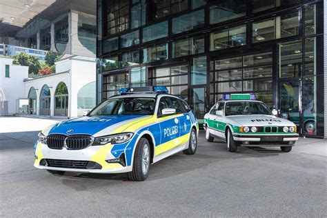 Bavarian BMW 3 Series Police Cars Get New Color Scheme