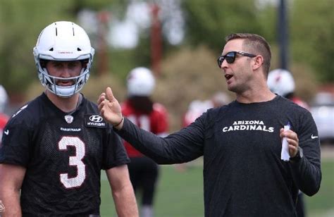 Kliff Kingsbury - Bio, Age, Net Worth, Salary, Height, Single, Nationality, Body Measurement ...