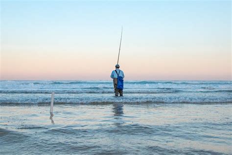 Fishing on K'gari (Fraser Island), Queensland - Fraser-Tours.com