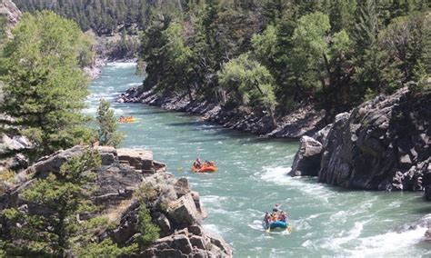 Gardiner Montana Fly Fishing, Rafting, Snowmobiling - AllTrips