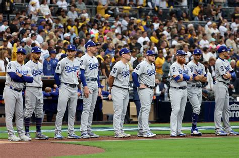 Los Angeles Dodgers roster: 2022 season reviews - True Blue LA