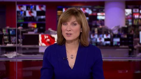 Fiona Bruce BBC News At Ten December 22nd 2017 - YouTube