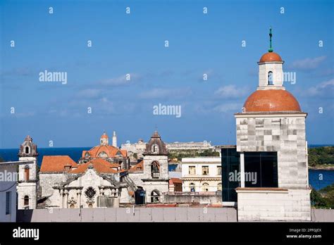 Cuba, Havana, view of old town Stock Photo - Alamy