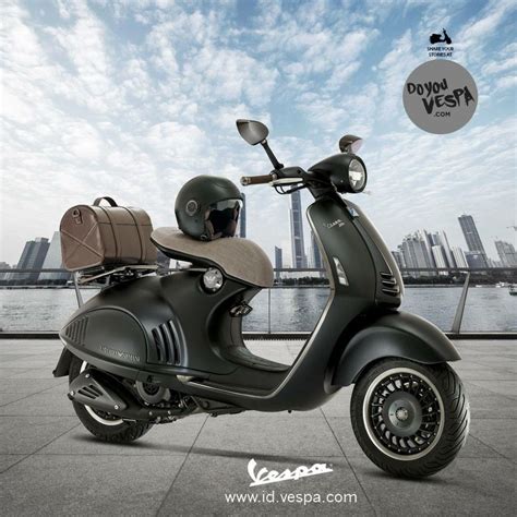 Emporio Armani to Launch Customized Vespa