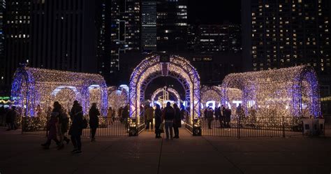 10-minute fireworks display to ring in the New Year across Toronto's waterfront | Listed