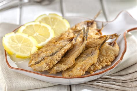 Italian fried anchovies - Italian food lovers - Vittoria Caterina Giachi