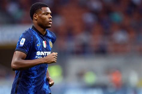 Photo - Inter Wing-Back Denzel Dumfries After Win Against Fiorentina ...