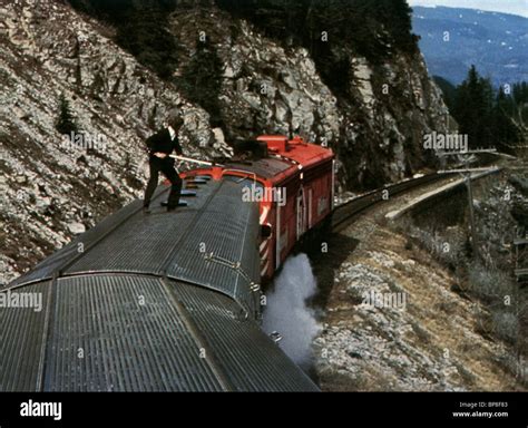 GENE WILDER ON TRAIN ROOF SILVER STREAK (1976 Stock Photo, Royalty Free Image: 30920403 - Alamy