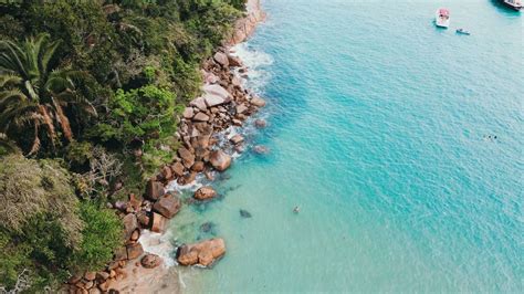 Ubatuba, São Paulo - Tropical escape on Brazil's coastline » Abroad Anna