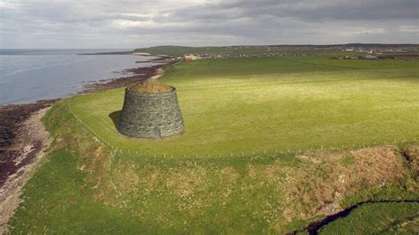 Site chosen for replica Iron Age broch in Caithness - BBC News