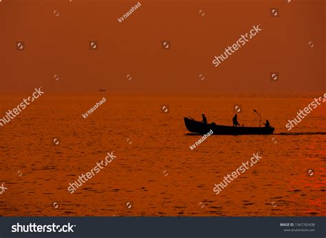 Fishing Boat Silhouette Sunset Background Golden Stock Photo 1367765438 ...