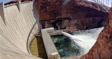 US agency decides against flooding Grand Canyon amid drought