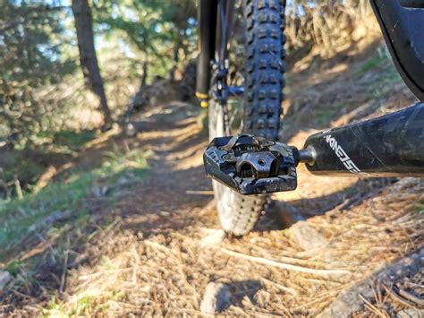 Best Clipless MTB Pedals For Beginners: What To Look For