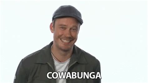 Cowabunga Tmnt GIF - Cowabunga Tmnt Catch Phrases - Discover & Share GIFs