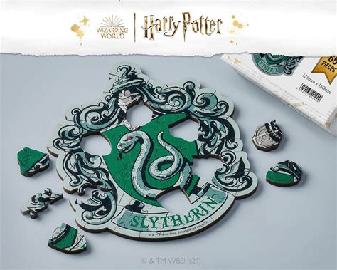 House Crest Slytherin