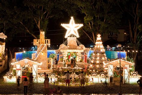 7 Christmas Traditions that Will Always Be in Every Filipino’s Heart - Tripzilla Philippines