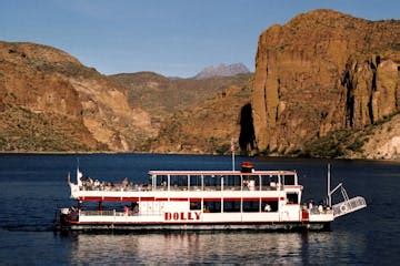 Astronomy Dinner Cruise on Canyon Lake | Dolly Steamboat