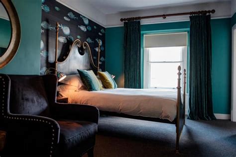 10 Amazing Bridport Hotels you need to book right now