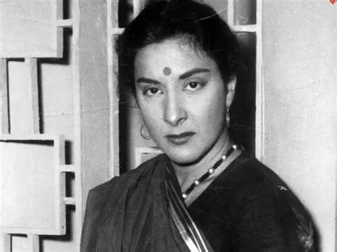 Nargis Dutt Birthday Anniversary: 6 Best Performances by the Iconic Actress | Filmfare.com