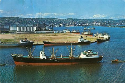 Duluth-Superior Harbor Circa 1975 - Perfect Duluth Day