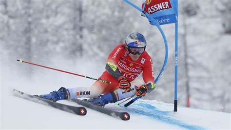 Marco Odermatt leads giant slalom in Val d’Isere after run one, Manuel Feller second - Alpine ...