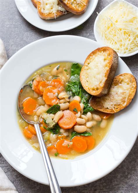 Easy Tuscan Bean Soup Recipe - Cooks Pantry