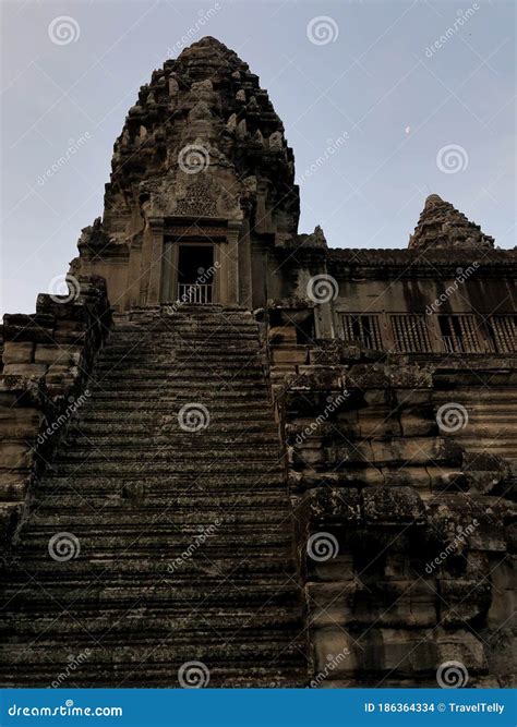 Ta Prohm Temple Tomb Raider Temple Stock Photo - Image of stone, tree: 186364334