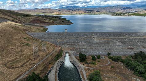 NASA images show the reappearance of a long-lost California lake