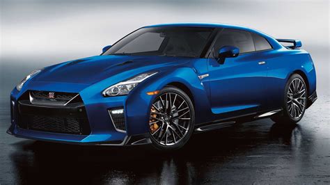 2023 Nissan GT-R Premieres With $115,435 Base Price