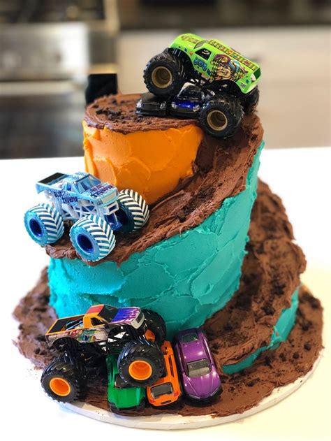 Monster truck cake with a cool spiral Oreo dirt track | Truck birthday ...