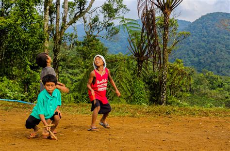 PINOY GAME | Davao Today