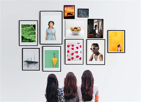 Picture Frames Wall Mockup - Mockup World