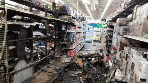 Mobile Walmart to reopen following fire