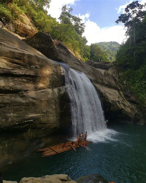 Tangadan Falls In San Gabriel, La Union Has A 50 Feet High Jump Spot