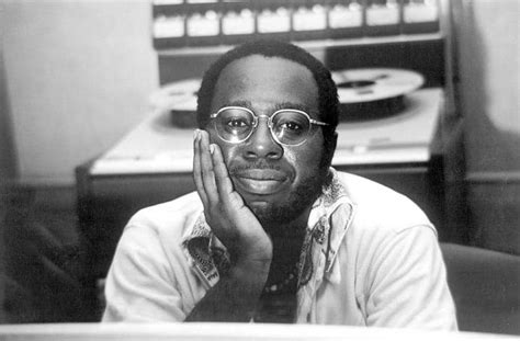 10 Best Curtis Mayfield Songs of All Time - Singersroom.com